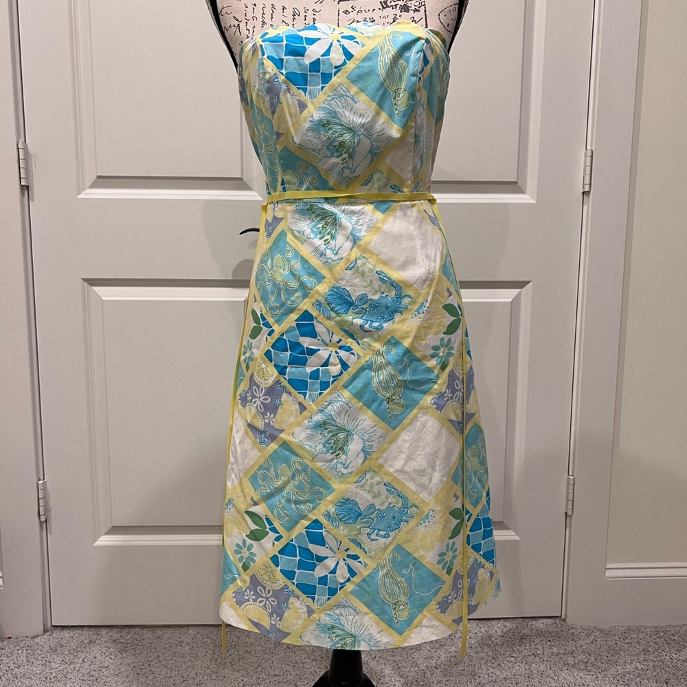 Lilly Pulitzer strapless summer dress size 2 in excellent condition